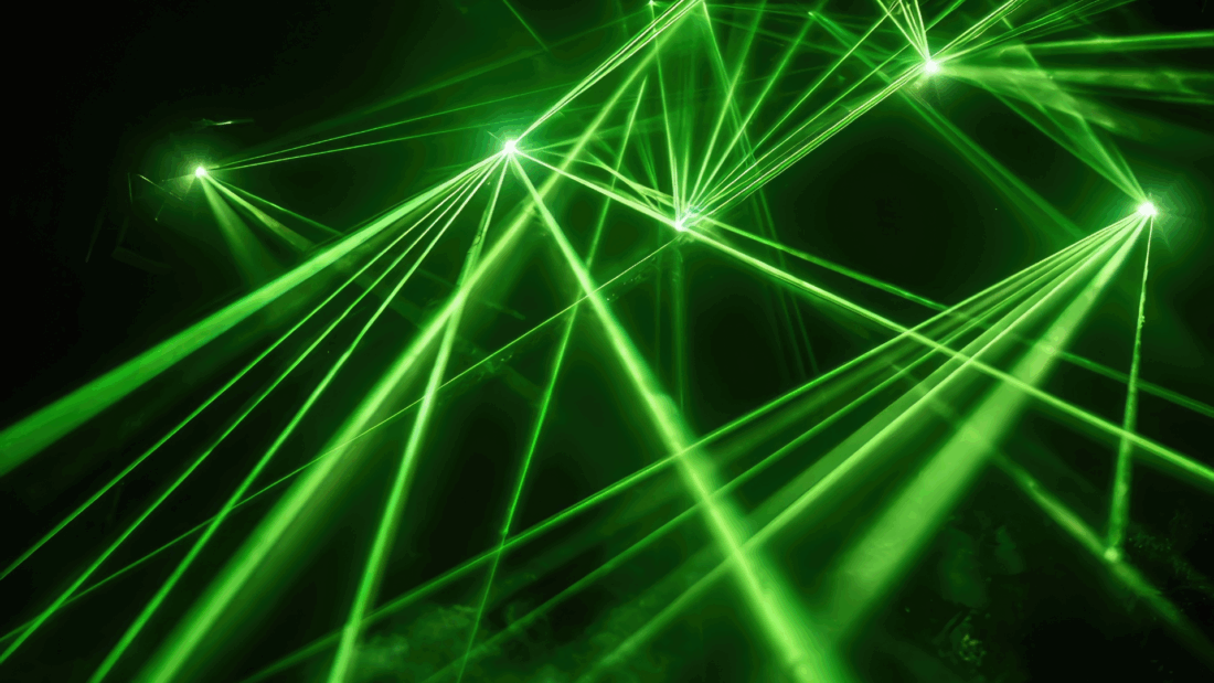 Чи безпечна лазерна епіляція для молодої шкіри (14–18 років)?